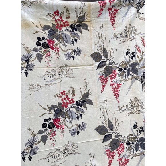 Vintage 1940s Salvaged Barkcloth Curtain Fabric Panels Floral Pagoda Houses - Picture 12 of 16